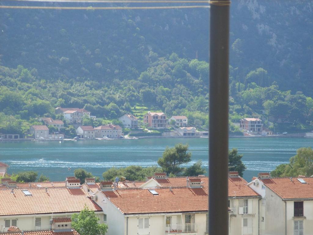 Apartments Dakovic Kotor Luaran gambar