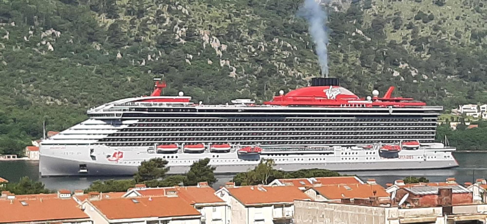 Apartments Dakovic Kotor Luaran gambar