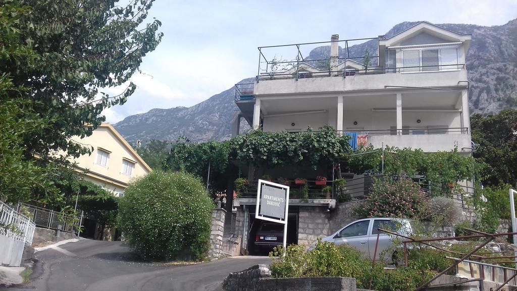 Apartments Dakovic Kotor Luaran gambar
