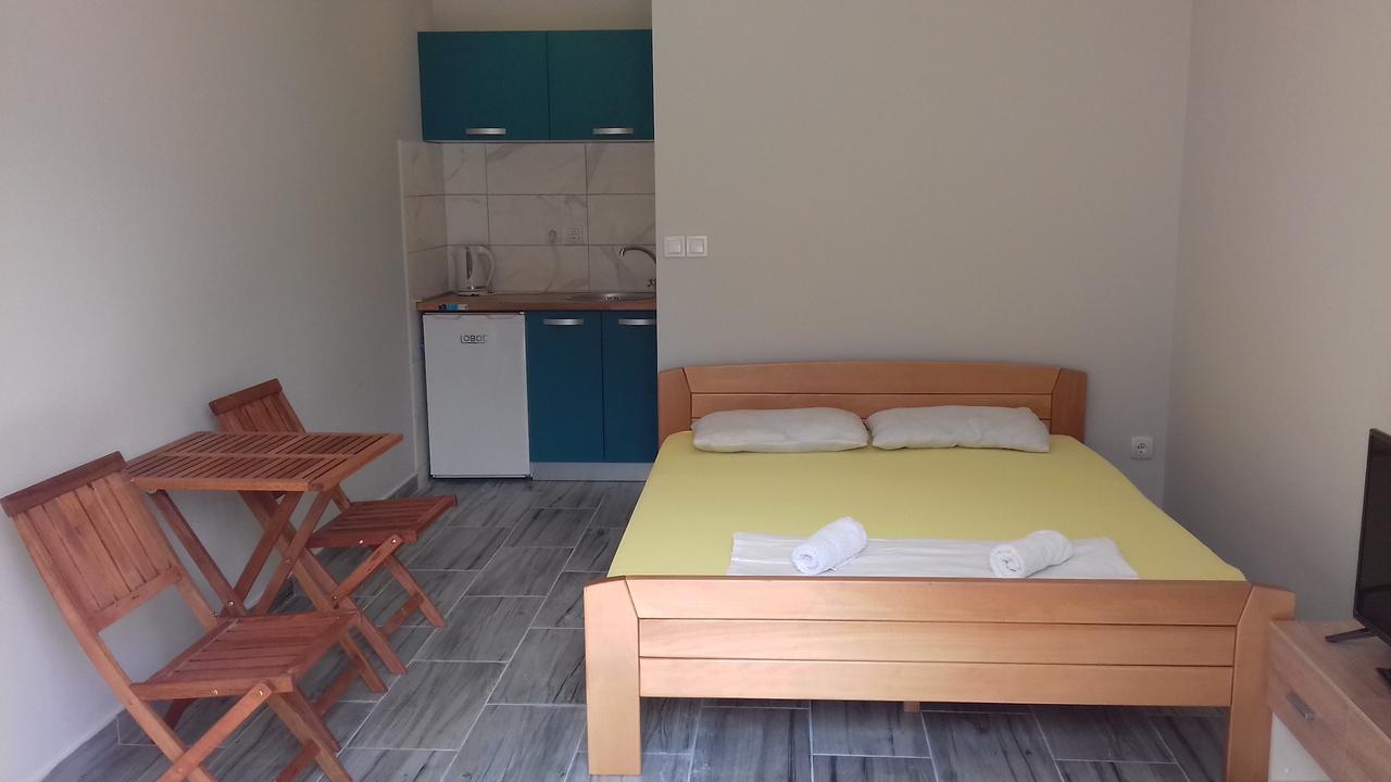 Apartments Dakovic Kotor Luaran gambar